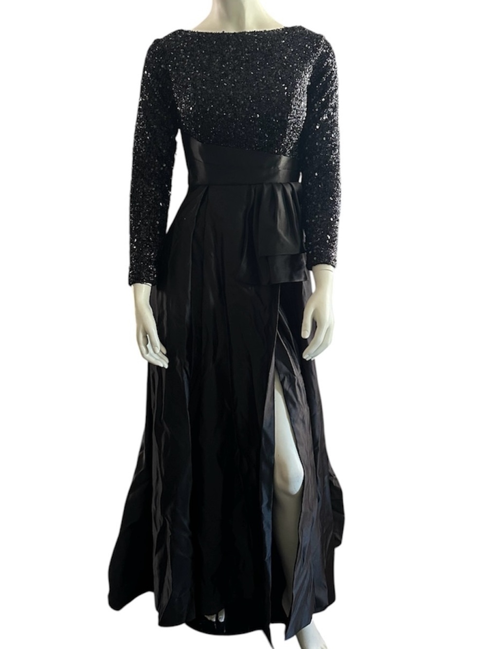 Elegant Taffeta and Sequined Ball Gown Black 8 NWOT